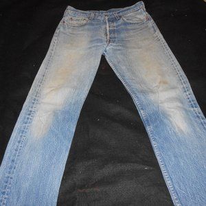 501 BUTTON FLY LEVI JEANS MADE IN USA SIZE 34W 36L
